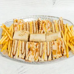نادي ميني